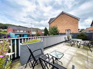 Photo 22- click for photo gallery